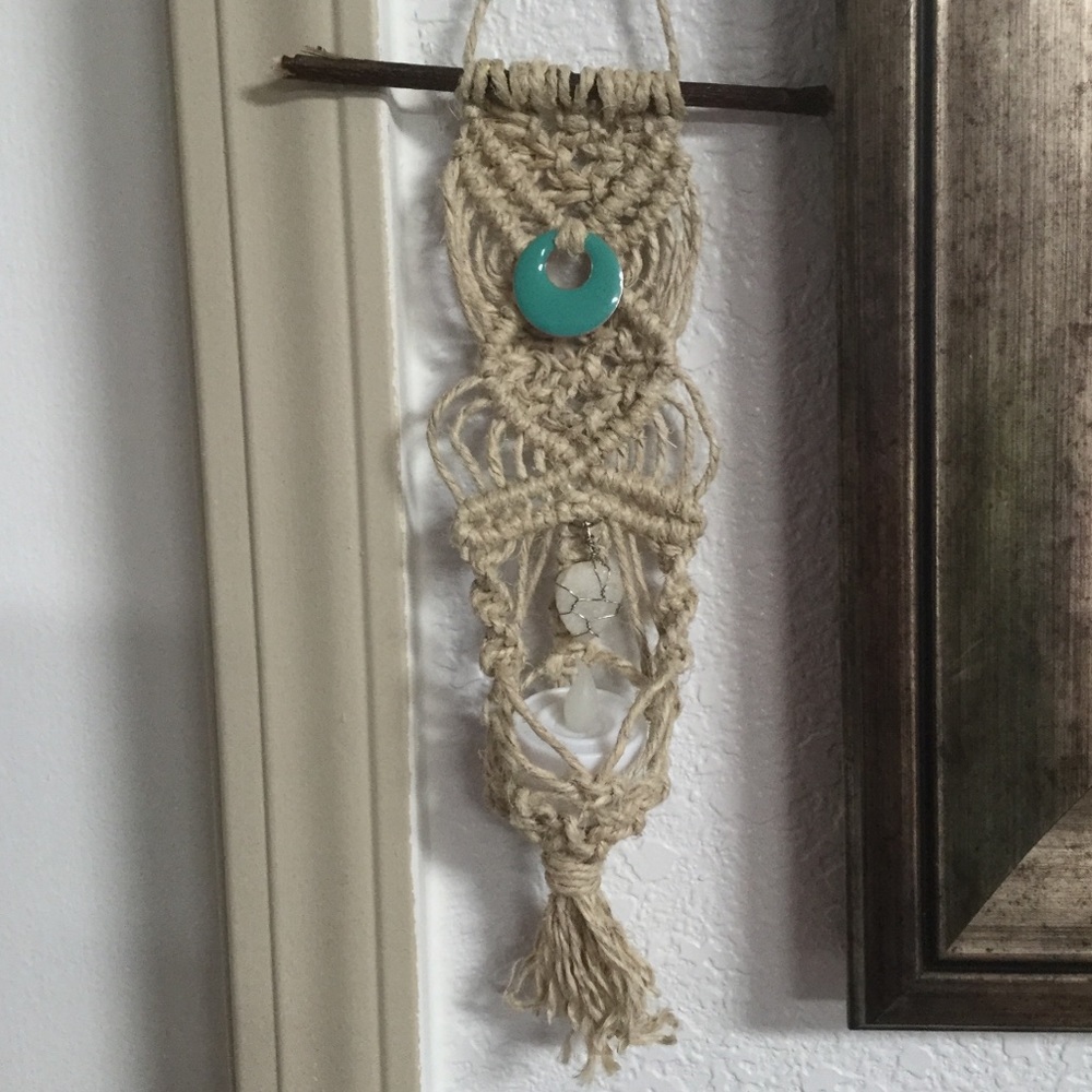 HANDMADE macrame tea light holder
